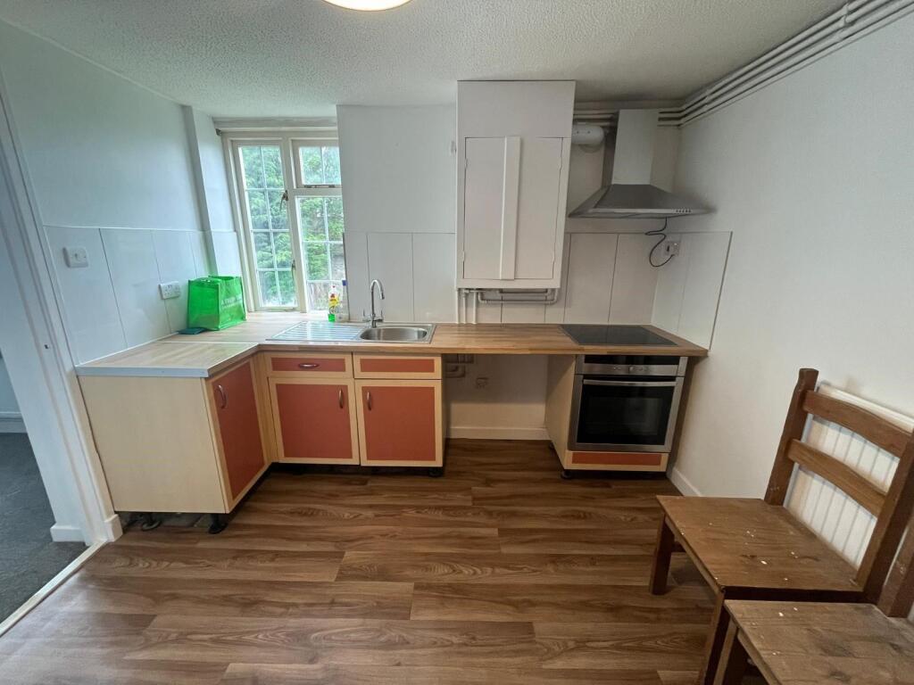 4 bed 1st Floor Flat for rent in Chatteris. From Kavanagh Hayes - Chatteris 4 bed 1st Floor Flat for rent in Chatteris. From Kavanagh Hayes - Chatteris
