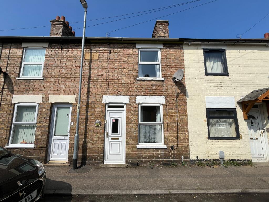 2 bed Mid Terraced House for rent in Chatteris. From Kavanagh Hayes - Chatteris 2 bed Mid Terraced House for rent in Chatteris. From Kavanagh Hayes - Chatteris