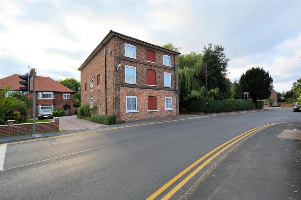 1 bed Apartment for rent in Riccall. From Keith Taylor - Selby