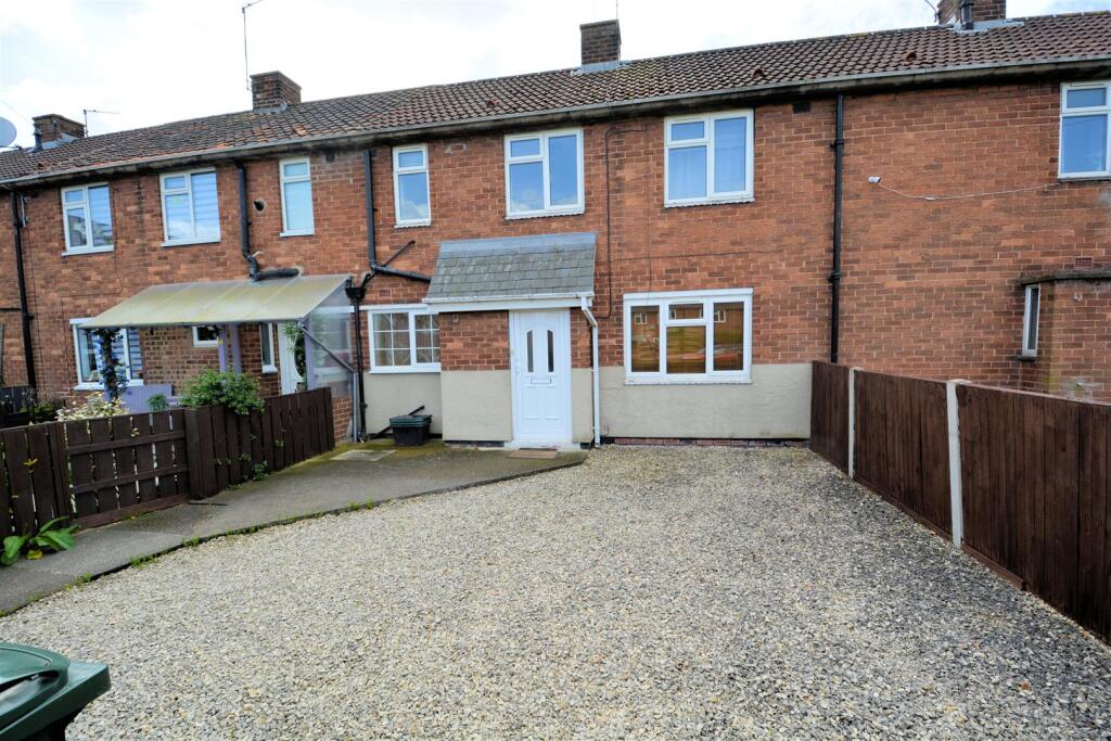 3 bed Mid Terraced House for rent in Selby. From Keith Taylor - Selby