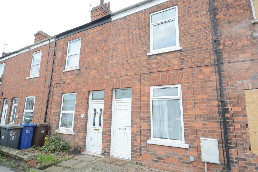 2 bed Mid Terraced House for rent in Selby. From Keith Taylor - Selby 2 bed Mid Terraced House for rent in Selby. From Keith Taylor - Selby