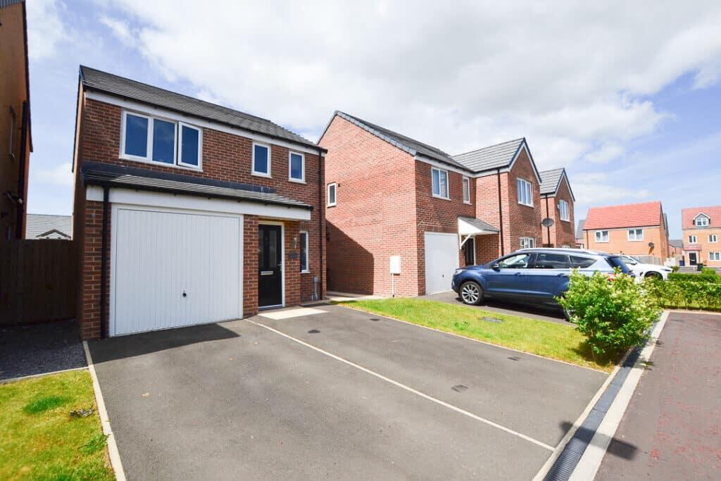 3 bed Detached for rent in Dinnington. From Bird House Properties - Newcastle Upon Tyne