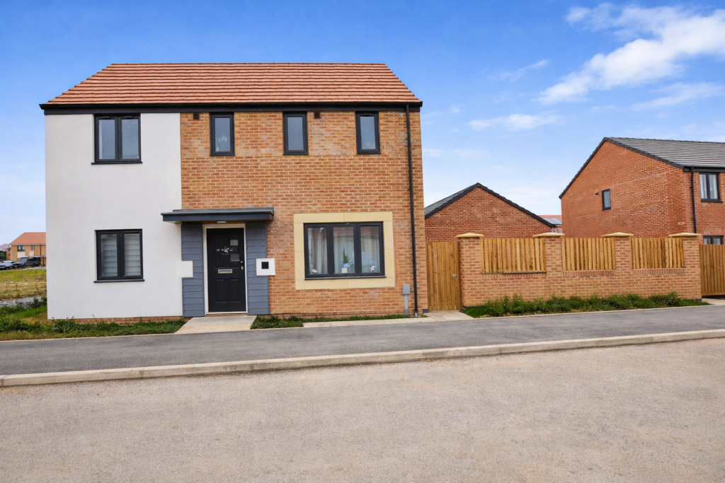 3 bed Detached for rent in . From Bird House Properties - Newcastle Upon Tyne