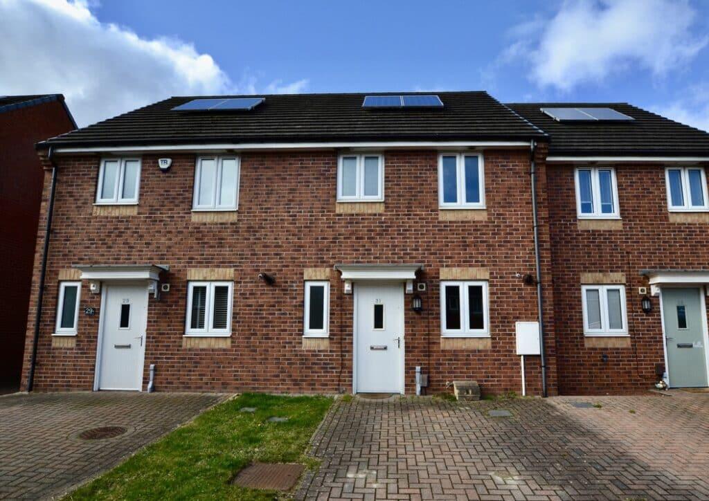 3 bed Mid Terraced House for rent in Callerton. From Bird House Properties - Newcastle Upon Tyne 3 bed Mid Terraced House for rent in Callerton. From Bird House Properties - Newcastle Upon Tyne