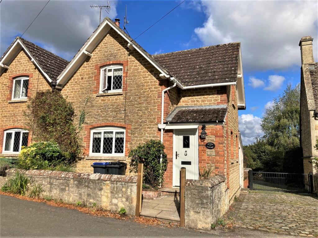 2 bed Semi Detached for rent in Calne. From Strakers - Devizes & Pewsey Vale