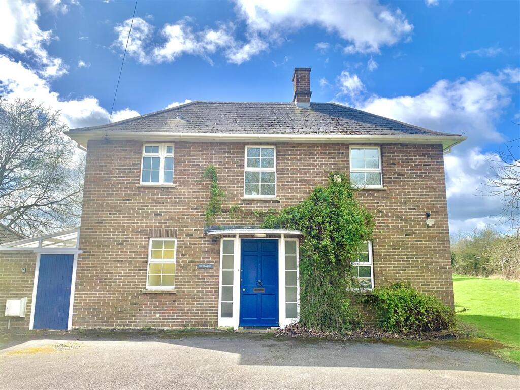 4 bed Detached for rent in Swindon. From Strakers - Devizes & Pewsey Vale 4 bed Detached for rent in Swindon. From Strakers - Devizes & Pewsey Vale