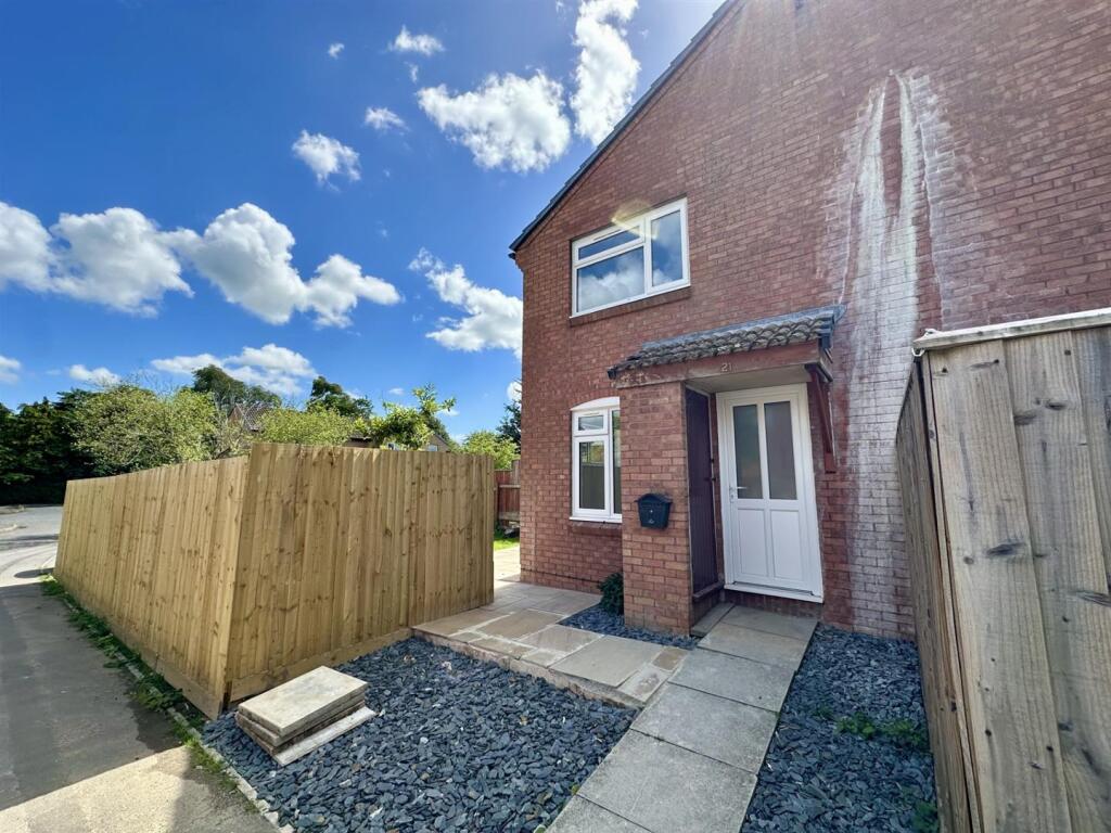 1 bed End of Terrace for rent in Chippenham. From Strakers - Devizes & Pewsey Vale