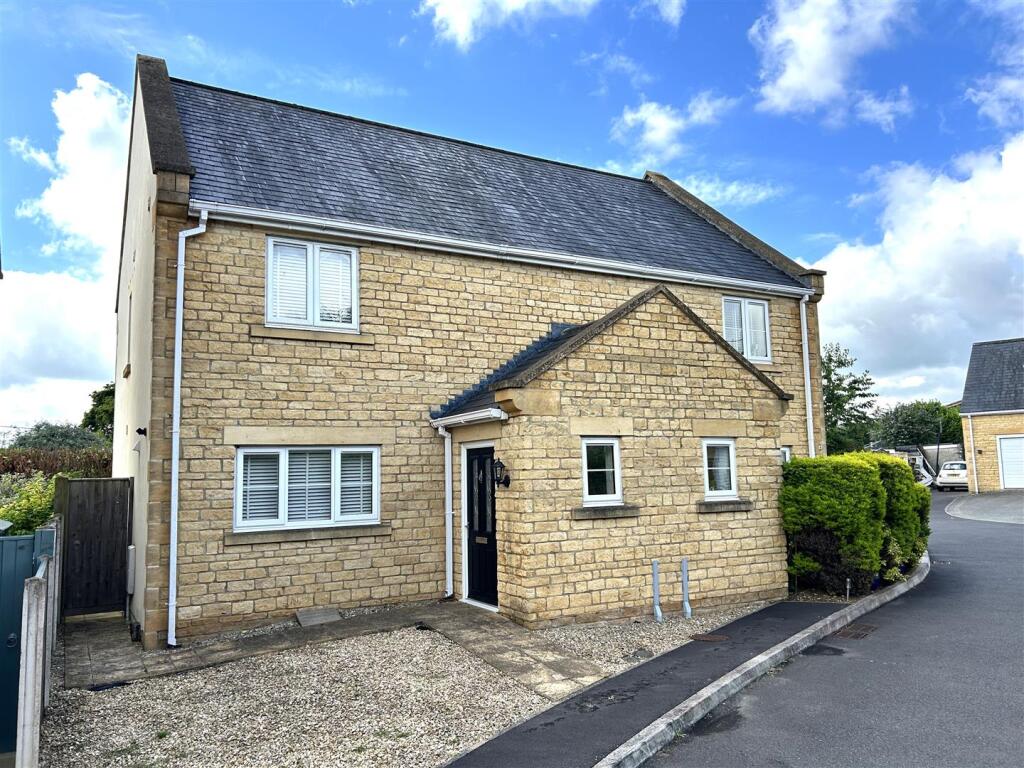 3 bed Semi Detached for rent in Rudloe. From Strakers - Devizes & Pewsey Vale