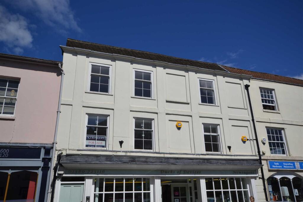 1 bed 1st Floor Flat for rent in Devizes. From Strakers - Devizes & Pewsey Vale