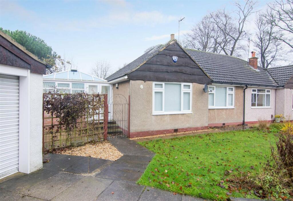 2 bed Bungalow for rent in Yeadon. From Linley & Simpson - Horsforth