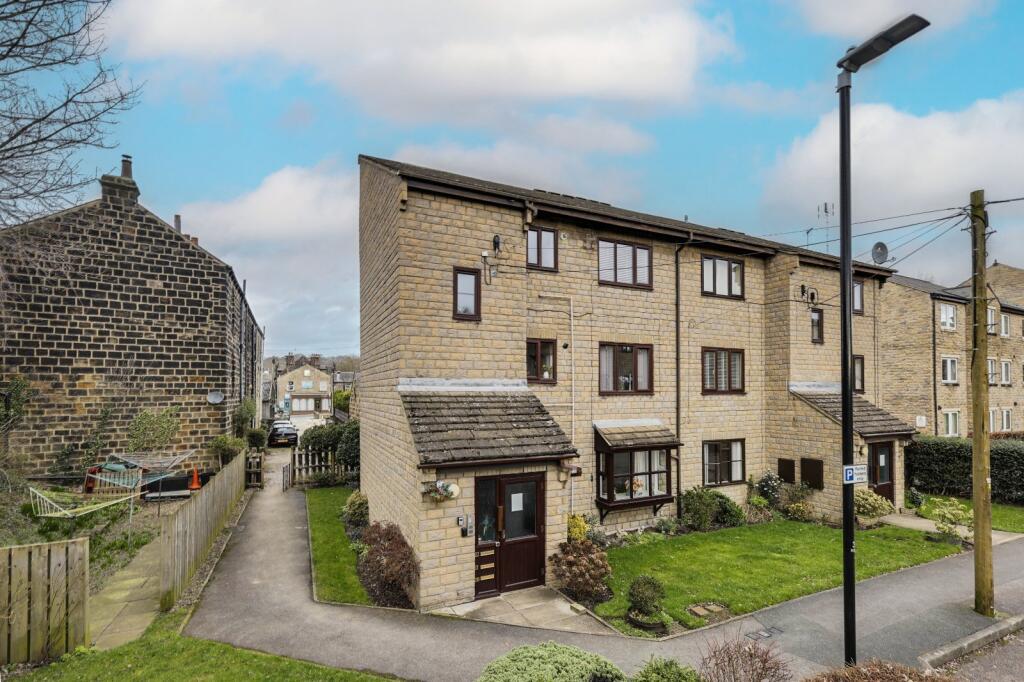 2 bed 1st Floor Flat for rent in Horsforth. From Linley & Simpson - Horsforth