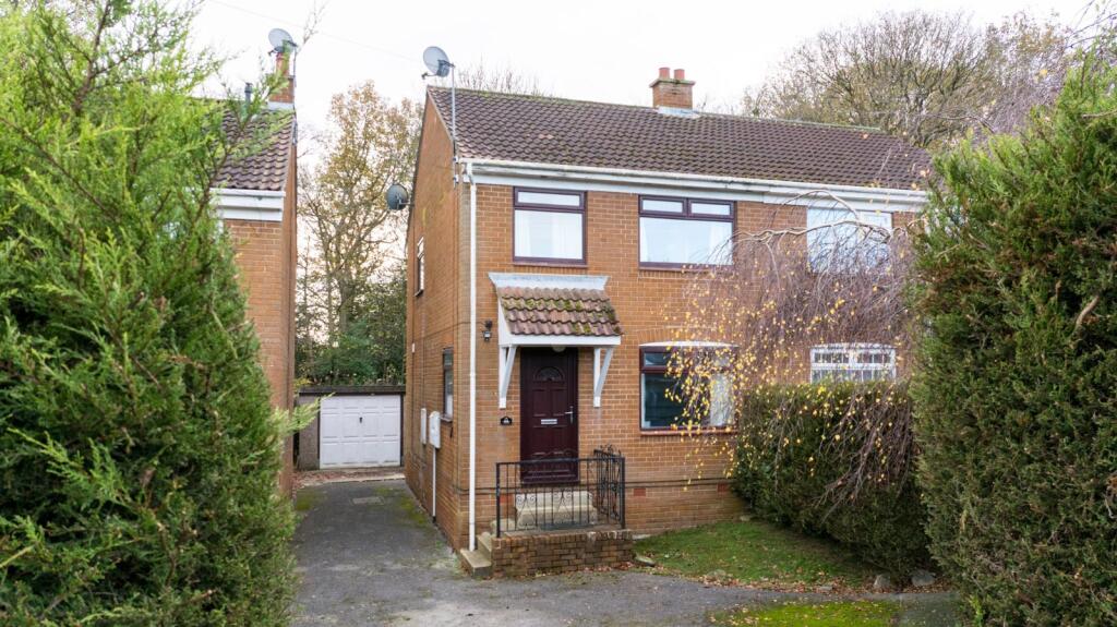3 bed Semi Detached for rent in Leeds. From Linley & Simpson - Horsforth 3 bed Semi Detached for rent in Leeds. From Linley & Simpson - Horsforth