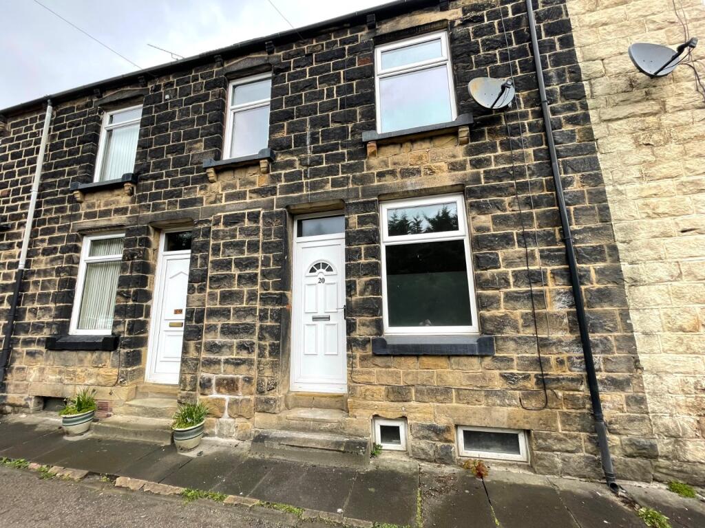 2 bed Mid Terraced House for rent in Guiseley. From Linley & Simpson - Horsforth 2 bed Mid Terraced House for rent in Guiseley. From Linley & Simpson - Horsforth