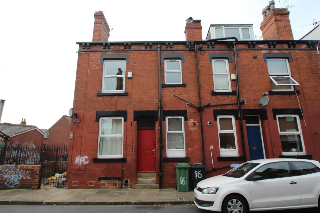 2 bed Mid Terraced House for rent in Leeds. From Linley & Simpson - Horsforth 2 bed Mid Terraced House for rent in Leeds. From Linley & Simpson - Horsforth