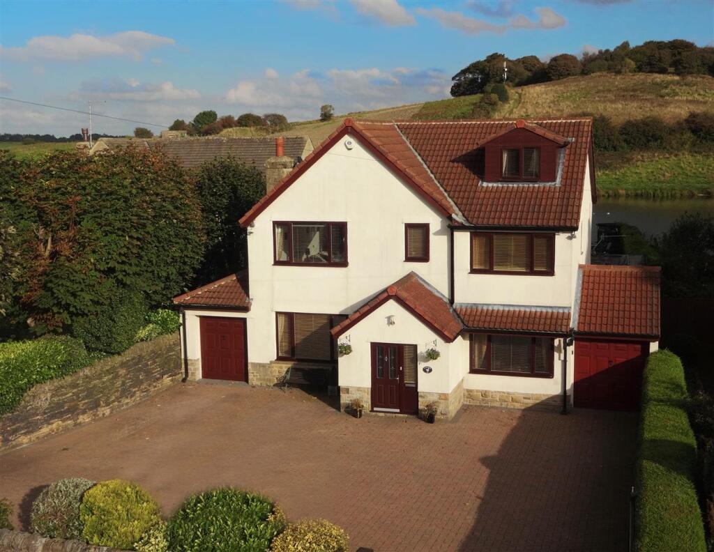 6 bed Detached for rent in Yeadon. From Linley & Simpson - Horsforth 6 bed Detached for rent in Yeadon. From Linley & Simpson - Horsforth