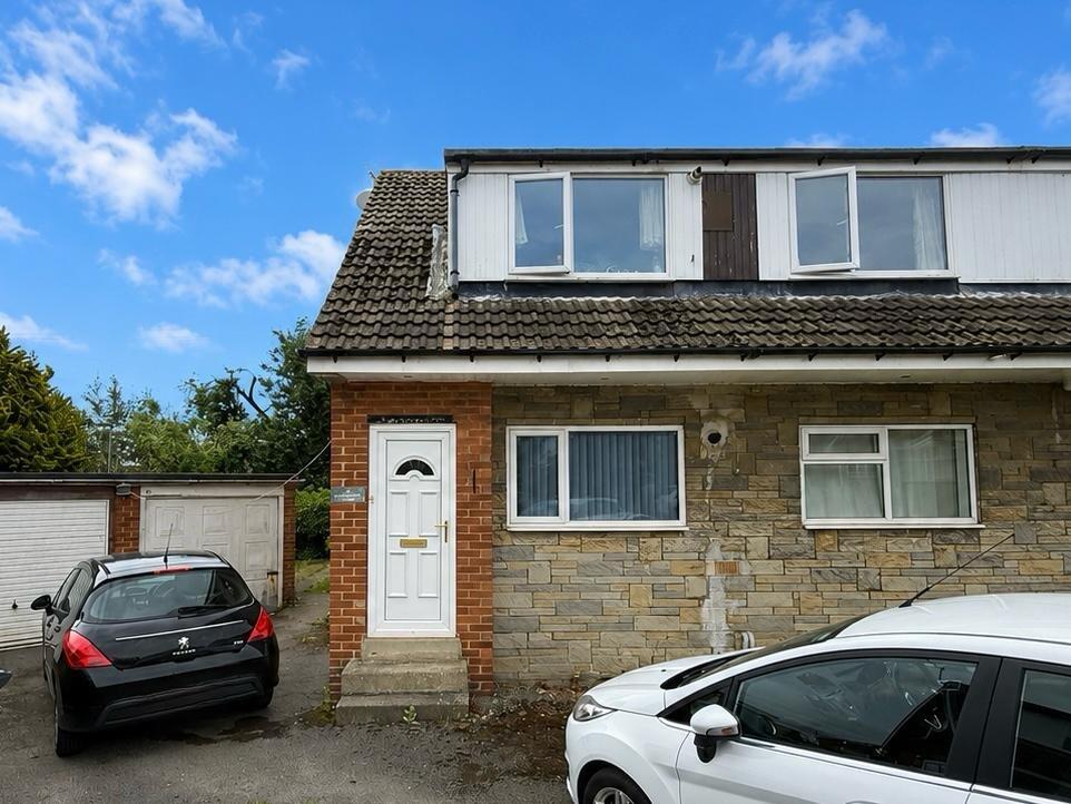 2 bed 1st Floor Flat for rent in Bramhope. From Linley & Simpson - Horsforth
