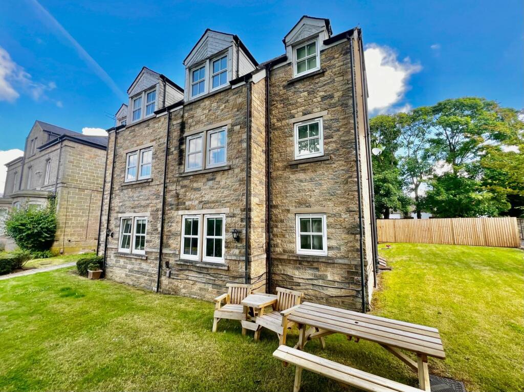 2 bed 1st Floor Flat for rent in Bramhope. From Linley & Simpson - Horsforth 2 bed 1st Floor Flat for rent in Bramhope. From Linley & Simpson - Horsforth