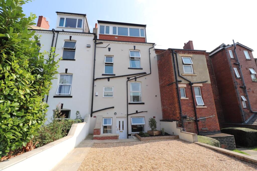 2 bed 1st Floor Flat for rent in Leeds. From Linley & Simpson - Horsforth