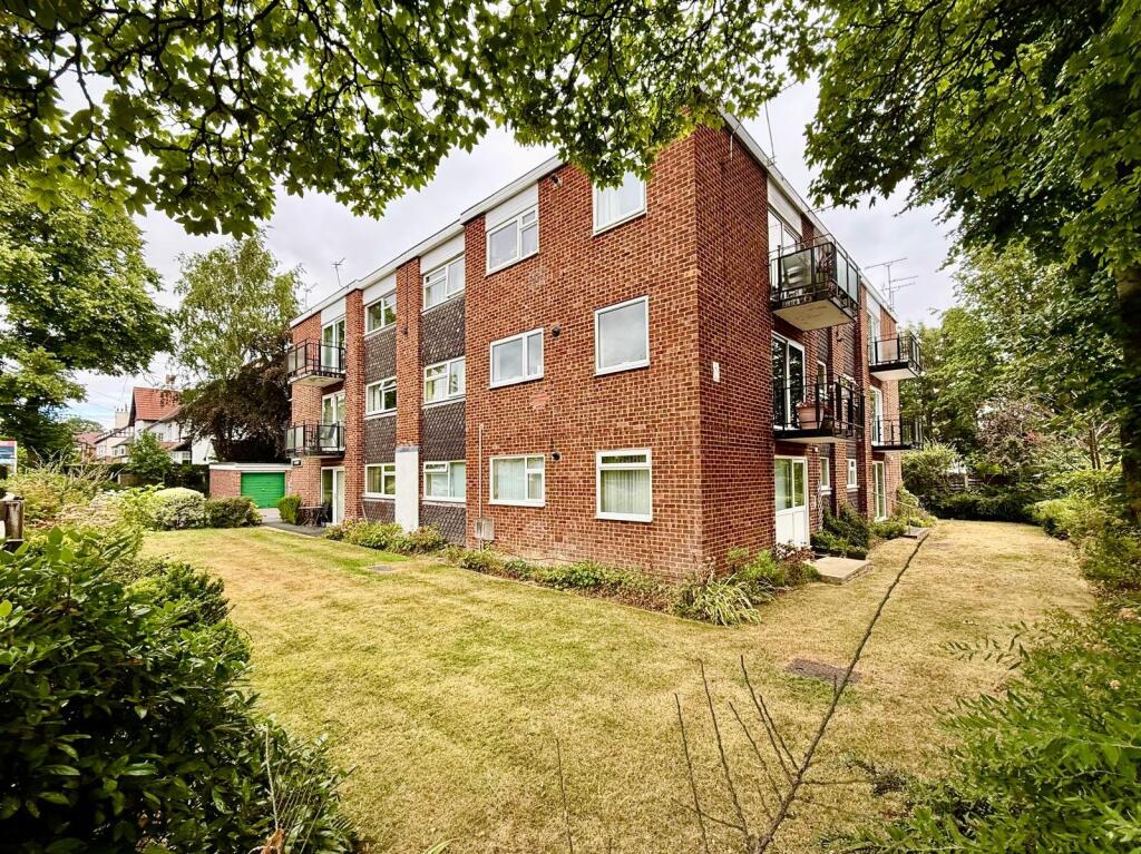 2 bed 1st Floor Flat for rent in Bramhope. From Linley & Simpson - Horsforth