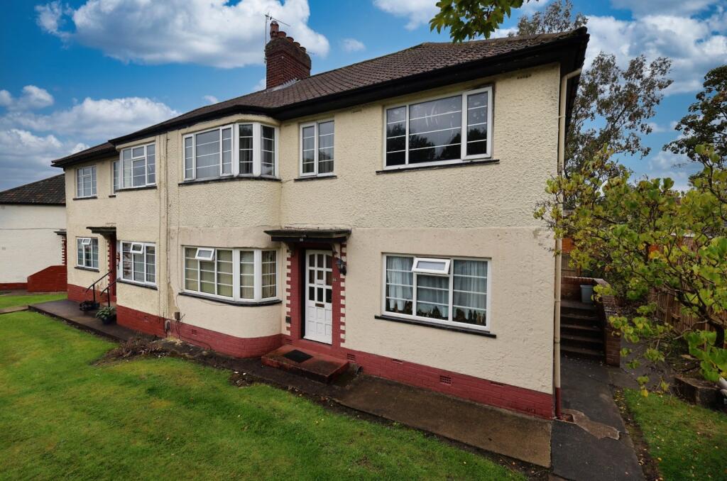 2 bed 1st Floor Flat for rent in Bramhope. From Linley & Simpson - Horsforth