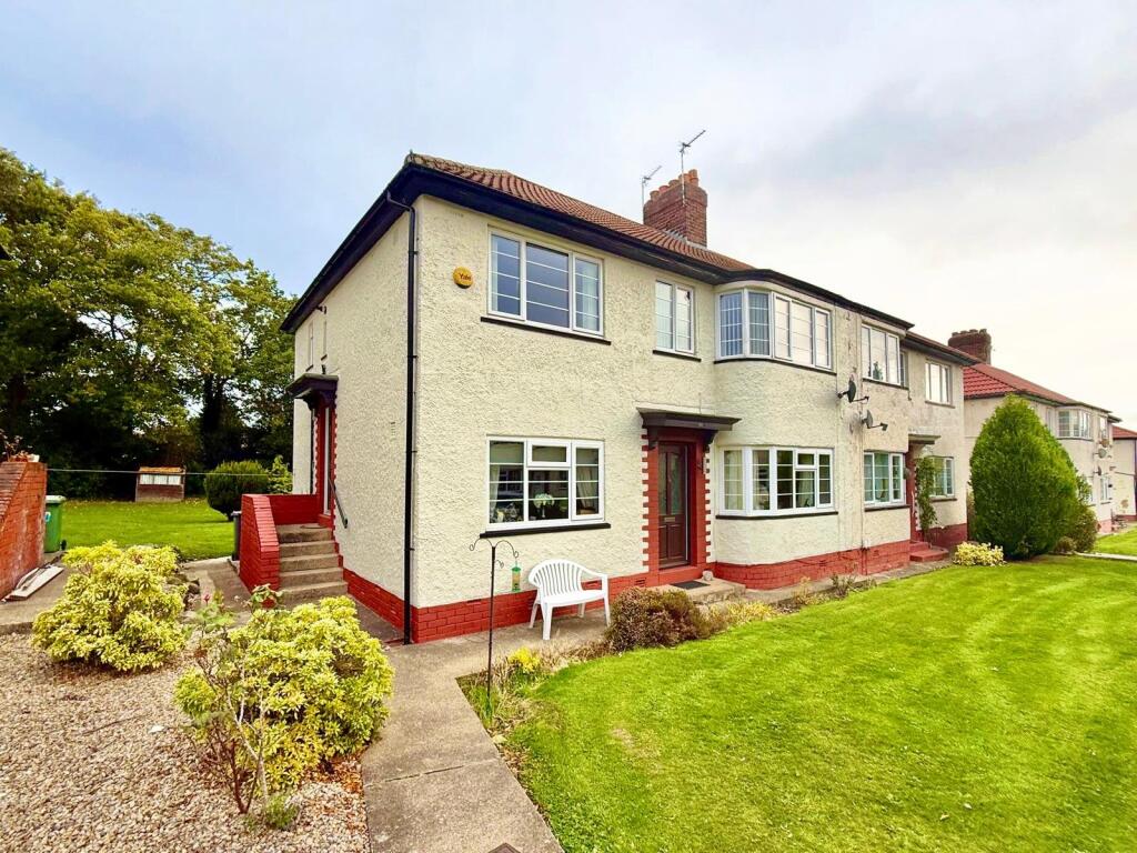 2 bed 1st Floor Flat for rent in Bramhope. From Linley & Simpson - Horsforth