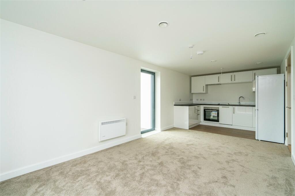 2 bed Apartment for rent in Luton. From Orchards Estate Agents