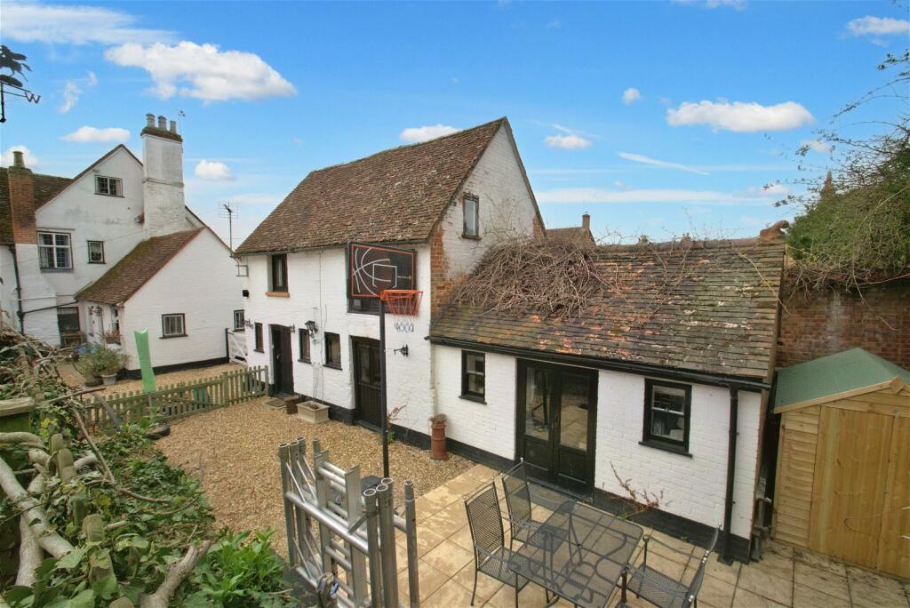 2 bed Cottage for rent in Silsoe. From Orchards Estate Agents