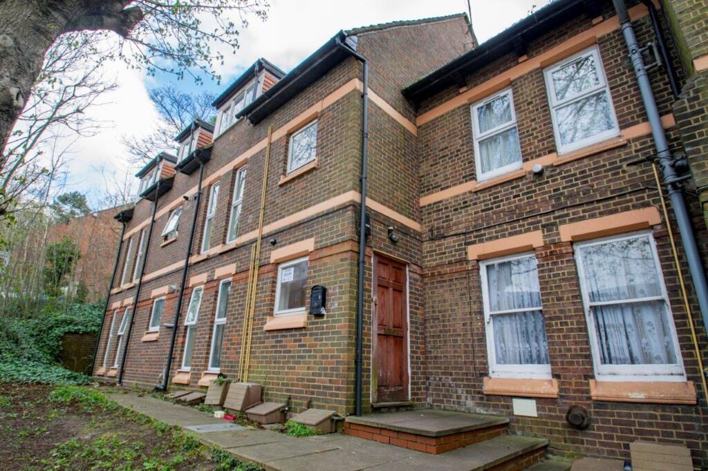 1 bed 1st Floor Flat for rent in Cockernhoe. From Orchards Estate Agents - Bedfordshire