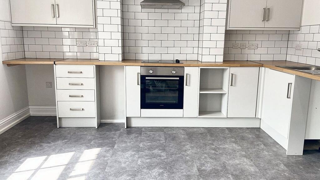 1 bed 1st Floor Flat for rent in Great Denham. From Orchards Estate Agents - Bedfordshire