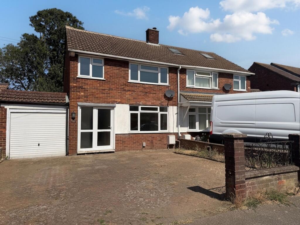 3 bed Semi Detached for rent in Barton-le-Clay. From Orchards Estate Agents - Bedfordshire