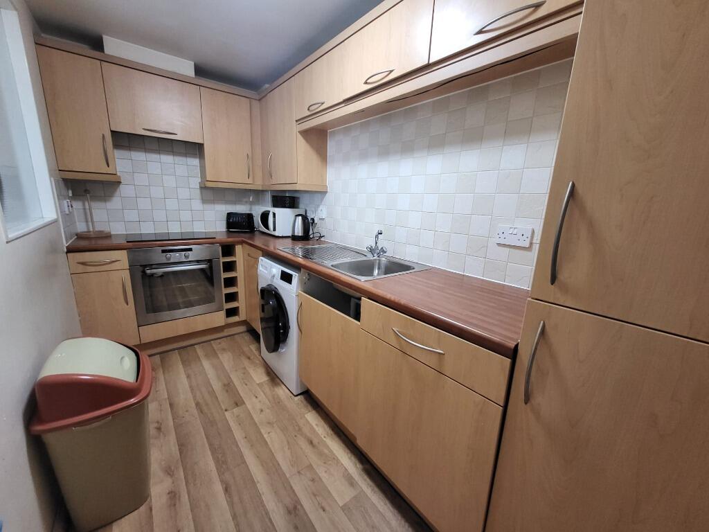 2 bed 1st Floor Flat for rent in Glasgow. From Castle Residential - Paisley 2 bed 1st Floor Flat for rent in Glasgow. From Castle Residential - Paisley