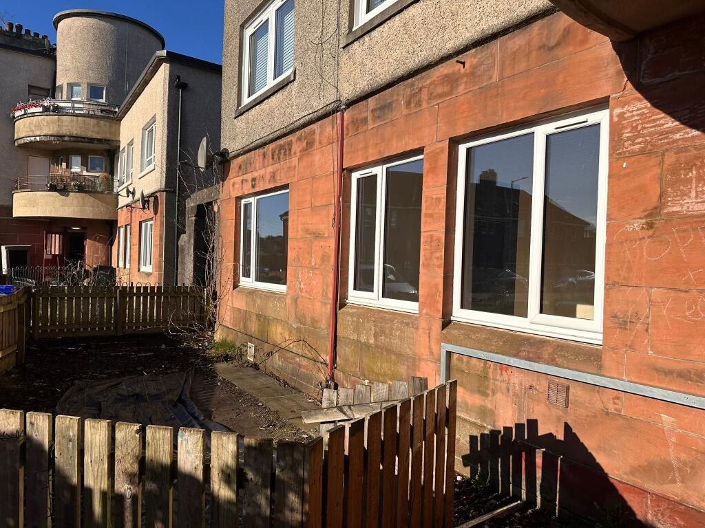 4 bed 1st Floor Flat for rent in Renfrew. From Castle Residential - Paisley 4 bed 1st Floor Flat for rent in Renfrew. From Castle Residential - Paisley