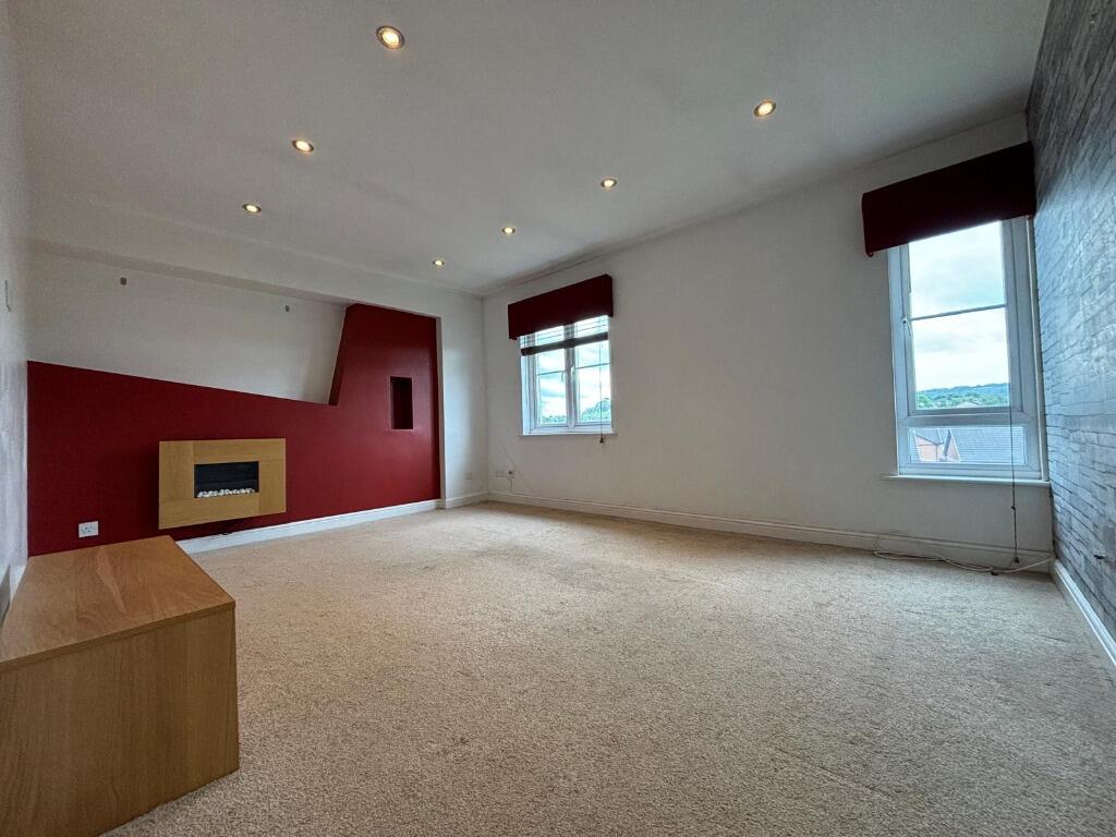 2 bed 1st Floor Flat for rent in Paisley. From Castle Residential - Paisley