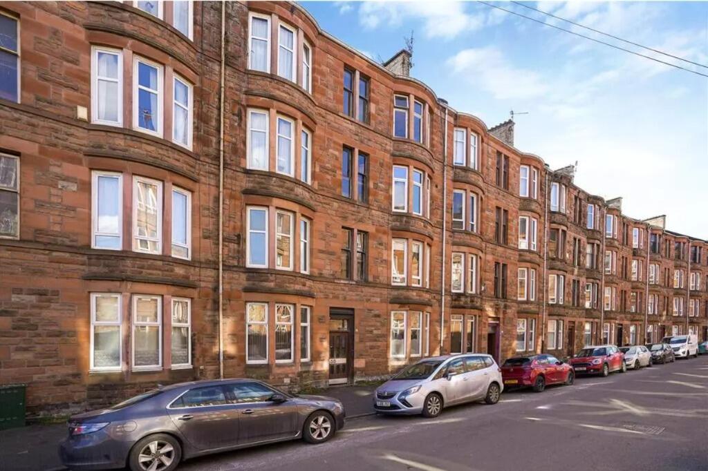 1 bed 1st Floor Flat for rent in Rutherglen. From Castle Residential - Paisley 1 bed 1st Floor Flat for rent in Rutherglen. From Castle Residential - Paisley