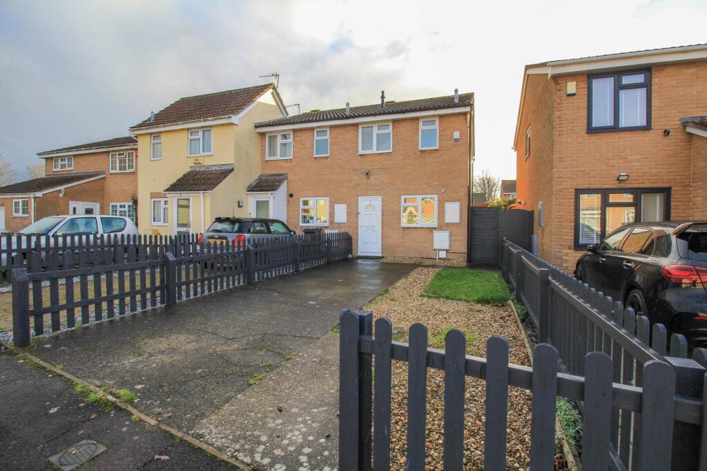 2 bed End of Terrace for rent in Burnham-on-Sea. From Saxons Estate Agents - Weston Super Mare