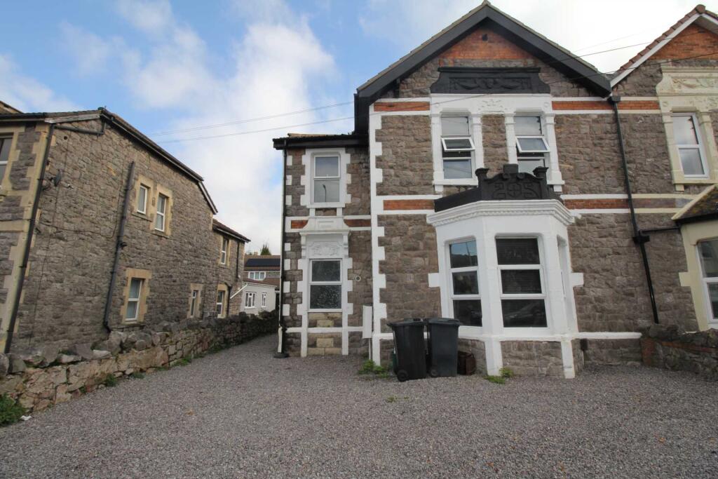 0 bed House Share for rent in Weston-Super-Mare. From Saxons Estate Agents - Weston Super Mare