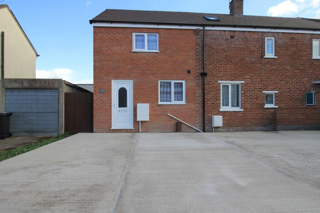 2 bed Semi Detached for rent in Weston-Super-Mare. From Saxons Estate Agents - Weston Super Mare 2 bed Semi Detached for rent in Weston-Super-Mare. From Saxons Estate Agents - Weston Super Mare