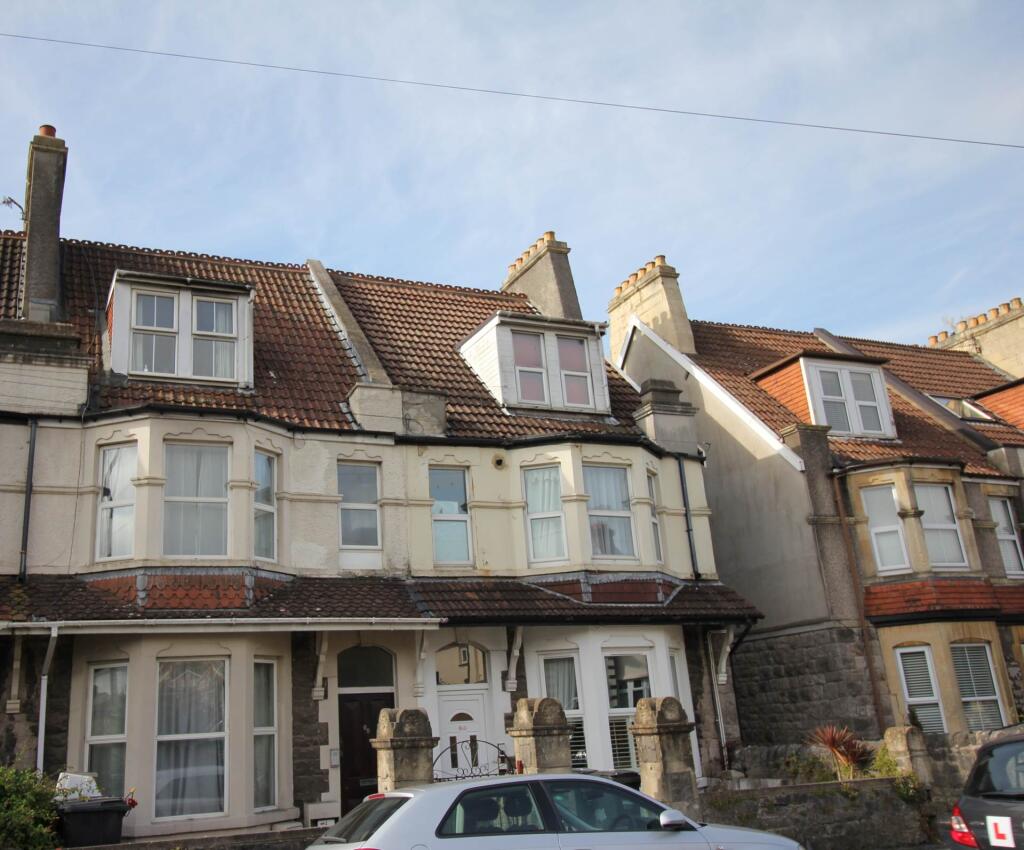 2 bed Apartment for rent in Weston-Super-Mare. From Saxons Estate Agents - Weston Super Mare