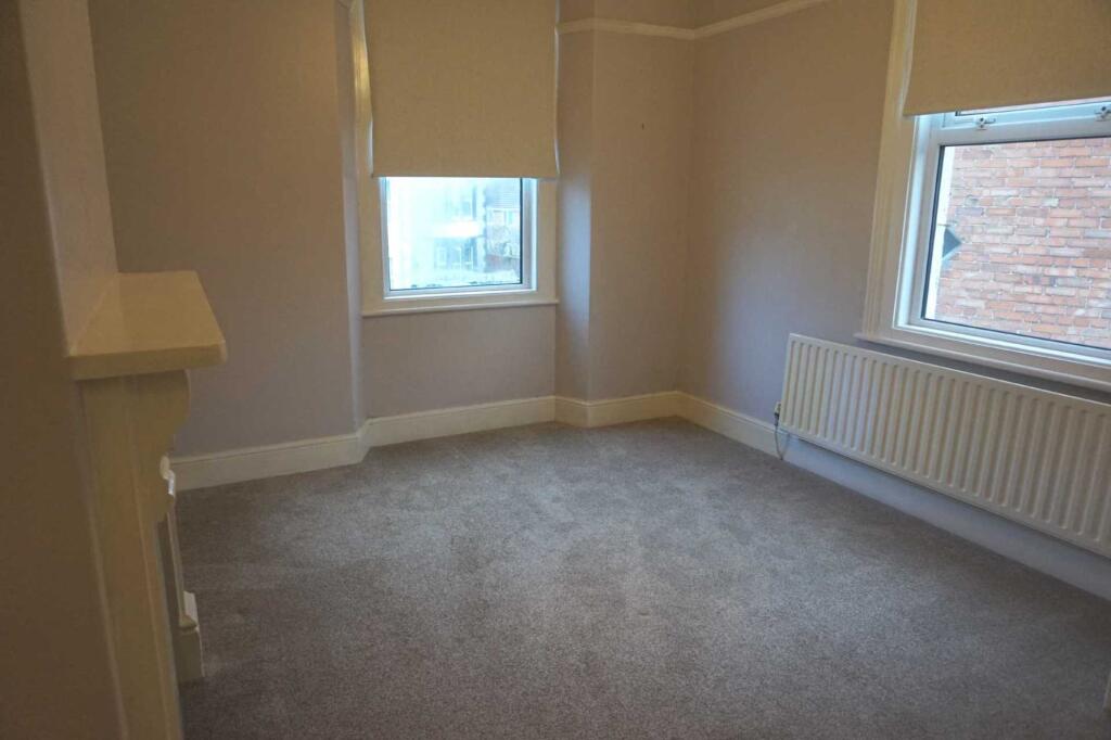 3 bed Apartment for rent in Weston-Super-Mare. From Saxons Estate Agents - Weston Super Mare