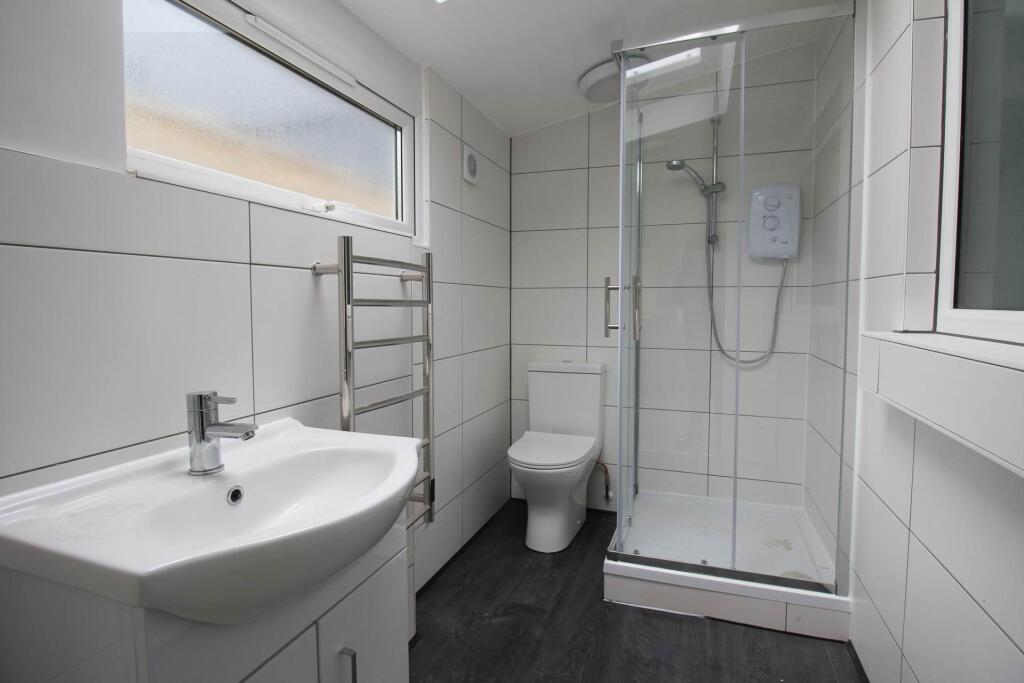 1 bed 1st Floor Flat for rent in Weston-Super-Mare. From Saxons Estate Agents - Weston Super Mare