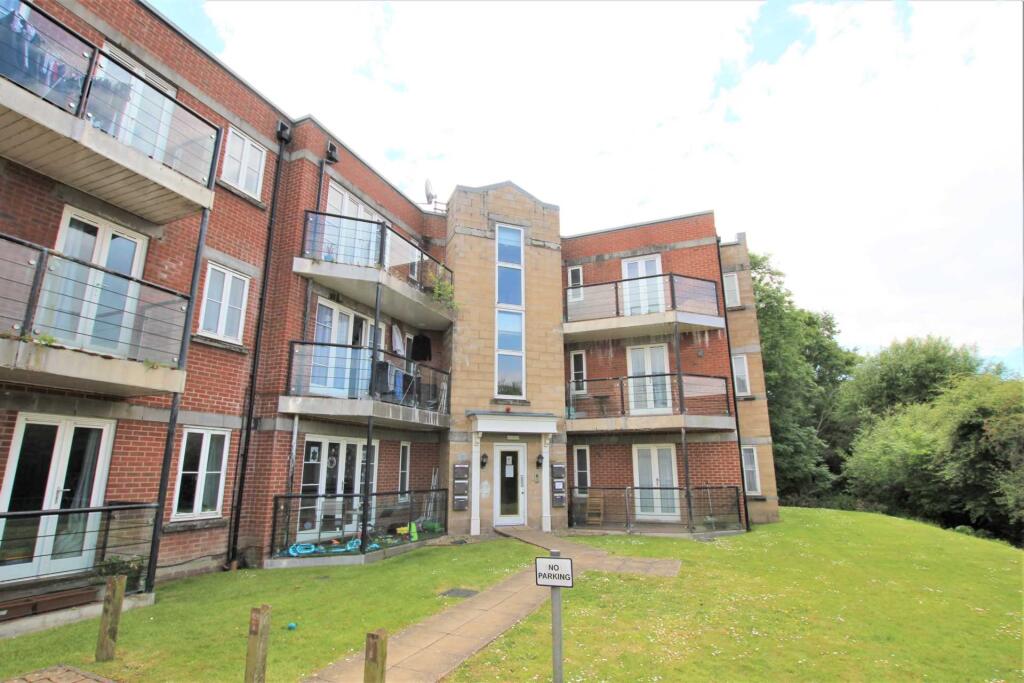 2 bed 1st Floor Flat for rent in Locking. From Saxons Estate Agents - Weston Super Mare