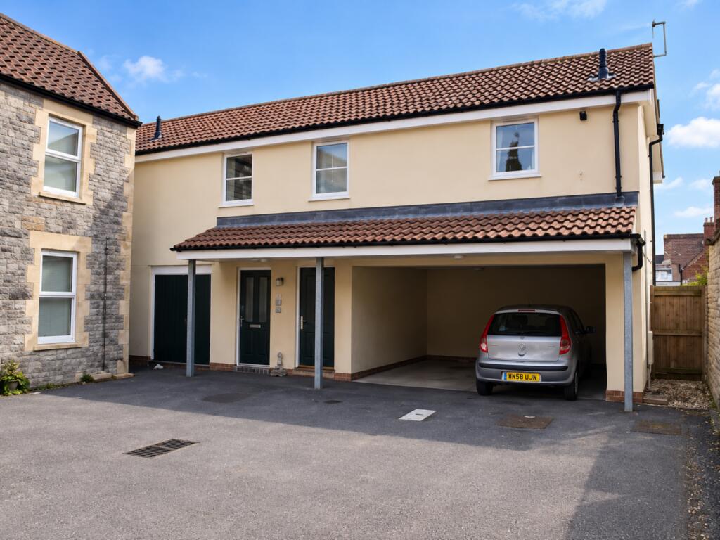 0 bed Coach House for rent in Weston-Super-Mare. From Saxons Estate Agents - Weston Super Mare