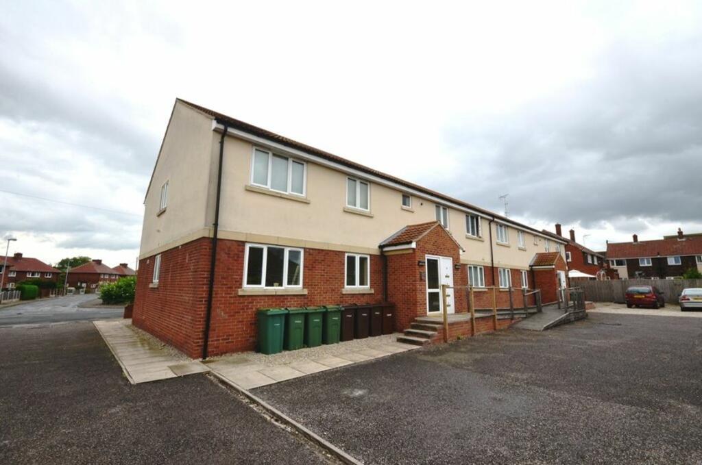 2 bed Apartment for rent in Castleford. From Park Row Properties Ltd - Pontefract