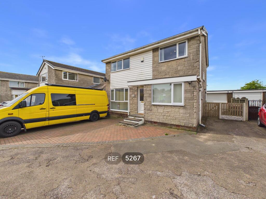 4 bed Detached for rent in Upton. From Park Row Properties - Pontefract