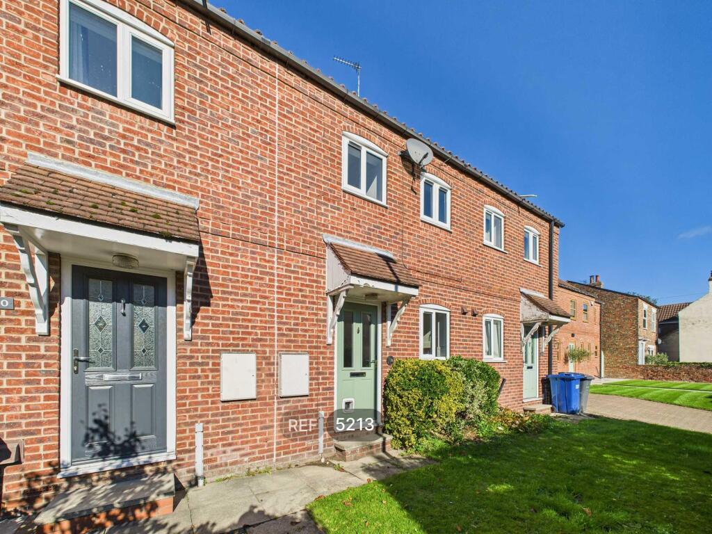 3 bed Mid Terraced House for rent in Cawood. From Park Row Properties - Pontefract