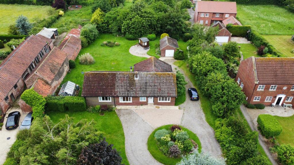 4 bed Detached bungalow for rent in York. From Hudson Moody - Micklegate 4 bed Detached bungalow for rent in York. From Hudson Moody - Micklegate