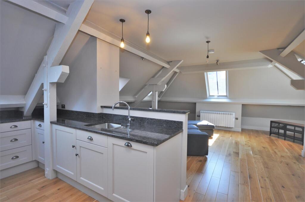 2 bed Apartment for rent in York. From Hudson Moody - Micklegate 2 bed Apartment for rent in York. From Hudson Moody - Micklegate