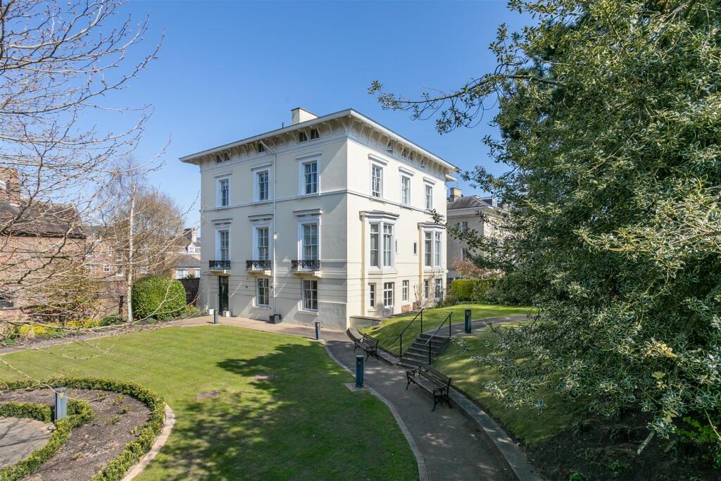 3 bed Apartment for rent in York. From Hudson Moody - Micklegate