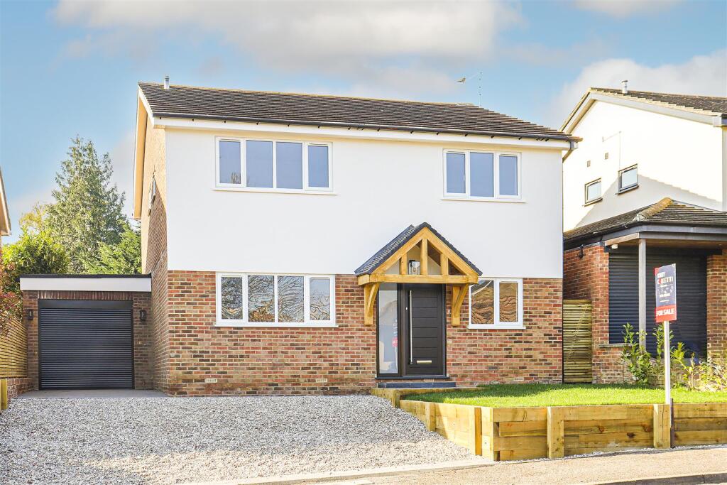 4 bed Detached for rent in Wormley West End. From Kirby Colletti