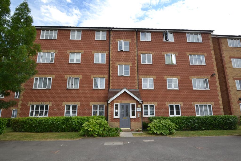 2 bed 1st Floor Flat for rent in Hoddesdon. From Kirby Colletti 2 bed 1st Floor Flat for rent in Hoddesdon. From Kirby Colletti